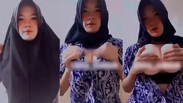 Nabilah Hijab Toge Remas Toket Sendiri, Bokep Indo Viral